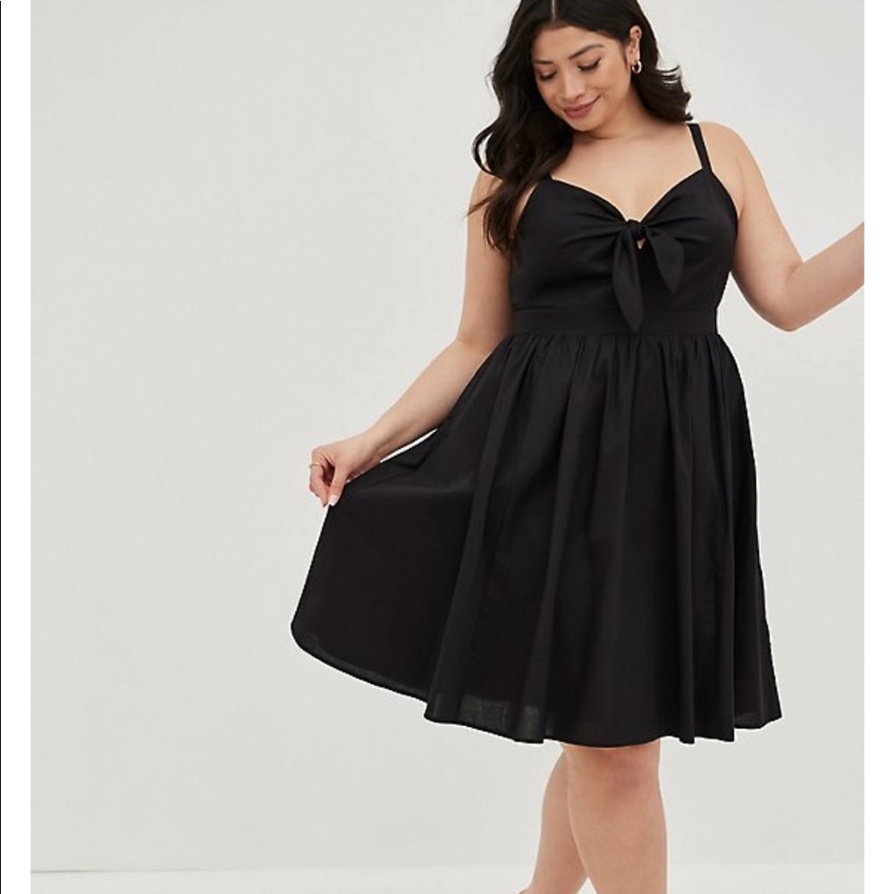 Torrid TIE-FRONT MINI SKATER DRESS - POPLIN BLACK Size 3